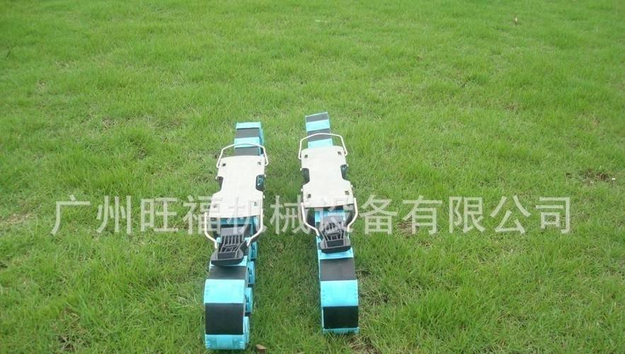 新款草坪游艺设施碰碰球-其他滑雪用品